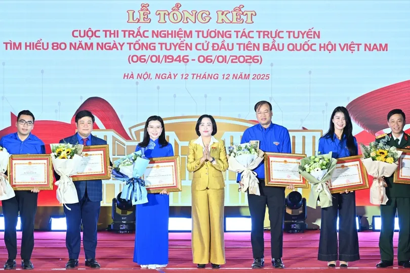 Trao giải cuộc thi tìm hiểu 80 năm Ngày Tổng tuyển cử đầu tiên bầu Quốc hội Việt Nam