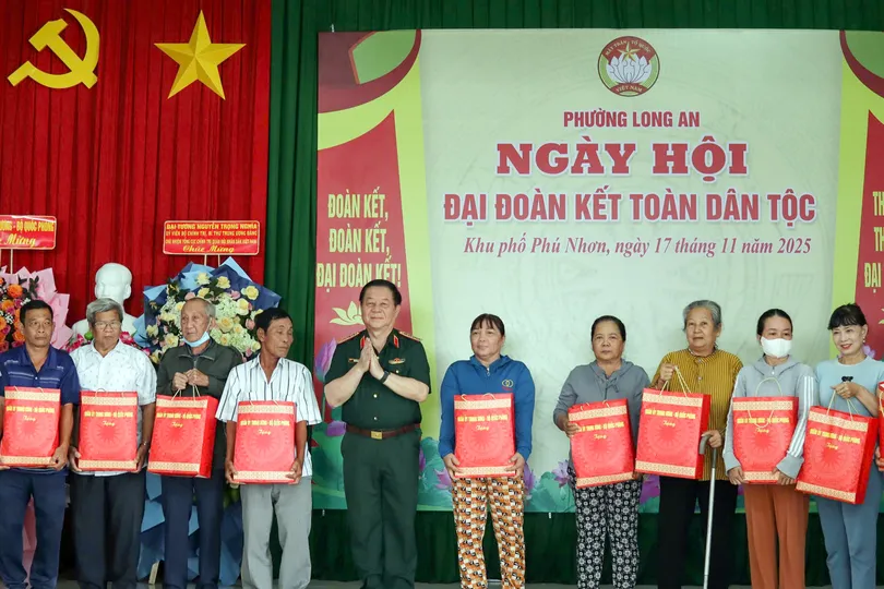 Phát huy truyền thống anh hùng, đoàn kết, xây dựng quê hương Tây Ninh giàu đẹp