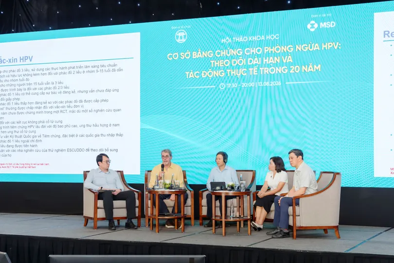 Các chuyên gia trong nước và quốc tế tham dự hội thảo, cập nhật các dữ liệu khoa học và kinh nghiệm thực tiễn về dự phòng HPV
