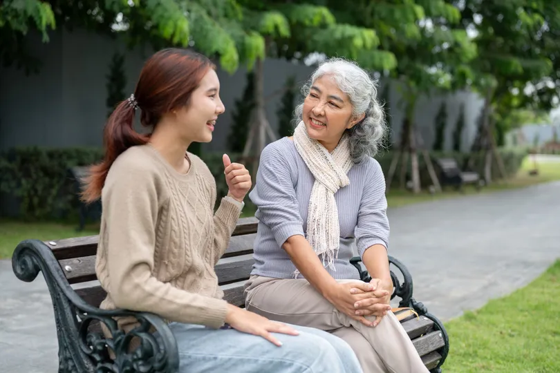 Nhiều người Việt hướng đến tuổi hưu trí độc lập và tự chủ hơn, thay vì phụ thuộc vào con cái như trước đây. Ảnh Hằng Hà