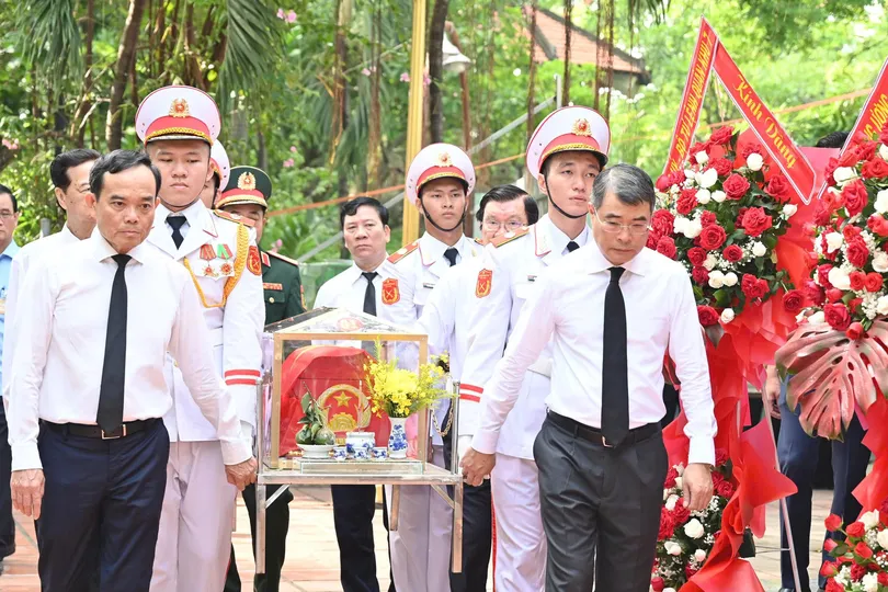 Thủ tướng Lê Minh Hưng: Nỗ lực cao nhất để đưa các Anh hùng liệt sĩ về với gia đình, quê hương