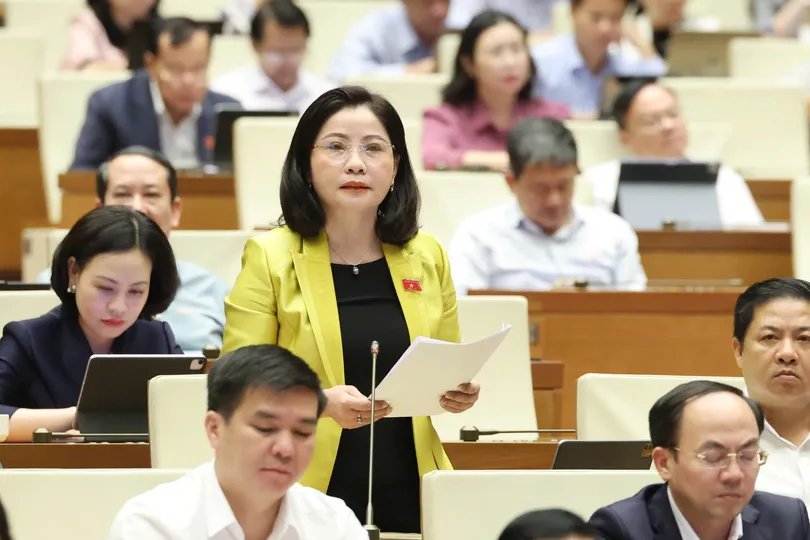 Đối với trường hợp có thành tích đặc biệt xuất sắc cần xem xét khen thưởng vượt cấp