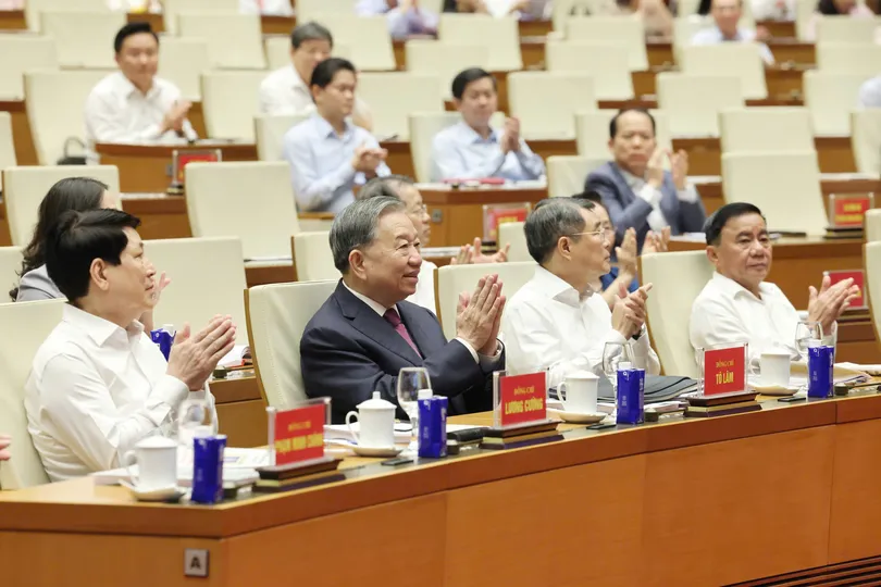 Tổng Bí thư, Chủ tịch nước Tô Lâm và các đại biểu dự hội nghị sáng 13-4. Ảnh: QUANG PHÚC