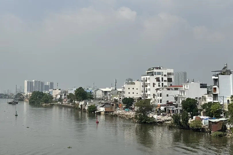 Khu bờ Bắc kênh Đôi, phường Chánh Hưng và Phú Định, TPHCM. Ảnh: TH