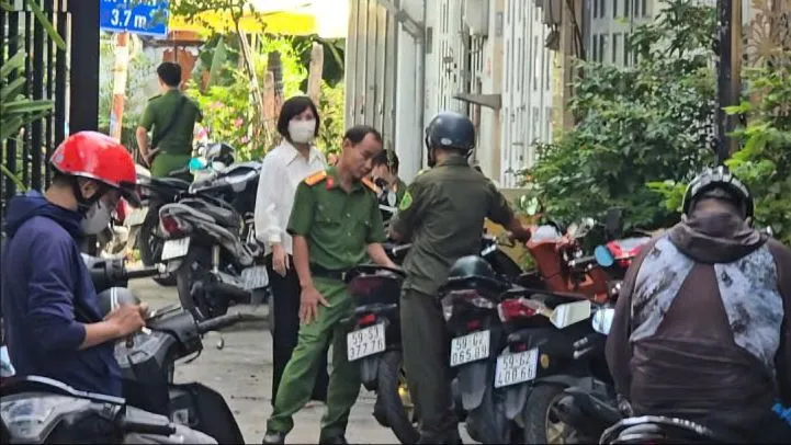 Nghi nổ khí gas, 2 người bị thương