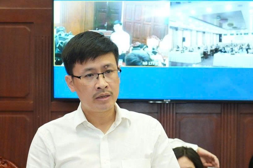 国家银行信息技术局副局长黄明进。