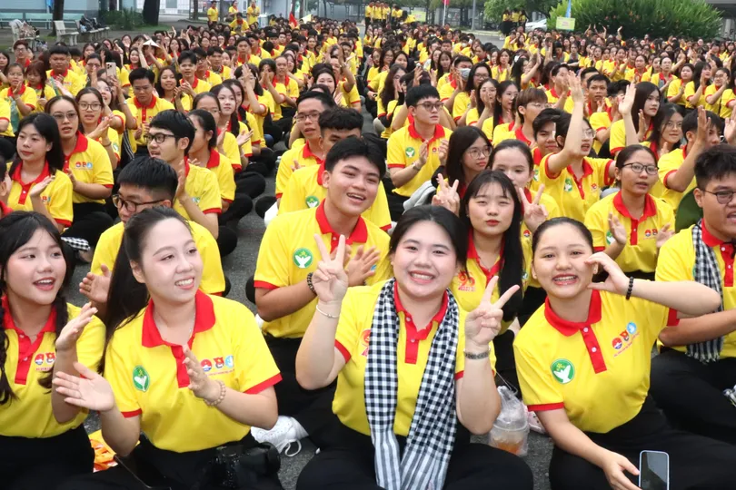 Chiến sĩ Xuân tình nguyện Học viện Cán bộ Thành phố hào hứng tham gia lễ ra quân