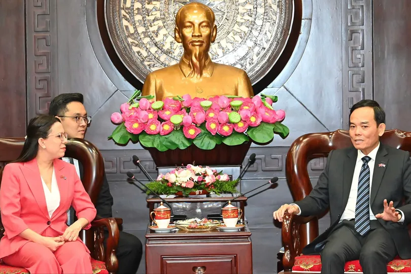 Bí thư Thành ủy TPHCM tiếp Tổng Lãnh sự Cuba tại TPHCM Ariadne Feo Labrada. Ảnh: VIỆT DŨNG 