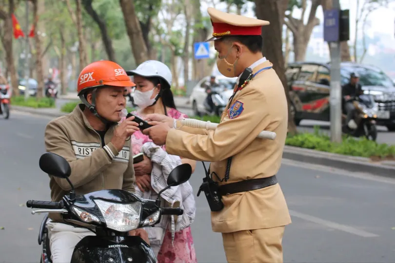 Xử lý hơn 3.400 trường hợp vi phạm nồng độ cồn trong ngày 20-2