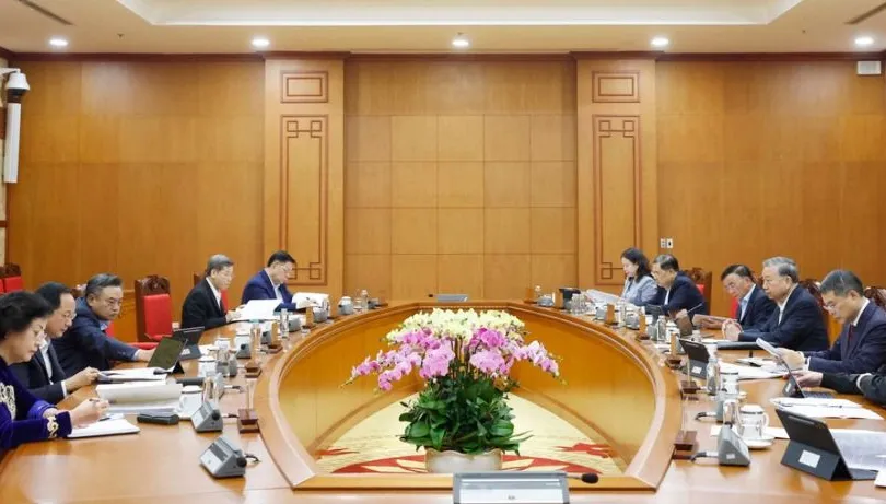 Tổng Bí thư Tô Lâm chủ trì phiên họp của Ban Bí thư để cho ý kiến về báo cáo một số tình hình nổi bật triển khai thực hiện Chỉ thị số 55-CT/TW, ngày 22-12-2025 của Ban Bí thư về việc tổ chức Tết Bính Ngọ 2026. Ảnh: Thống Nhất/TTXVN