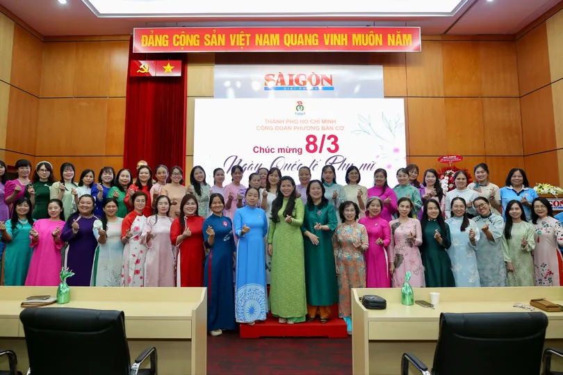 Công đoàn cơ sở Báo Sài Gòn Giải Phóng phối hợp cùng Công đoàn phường Bàn Cờ (TPHCM) tổ chức họp mặt kỷ niệm 116 năm Ngày Quốc tế Phụ nữ 8-3 (8-3-1910 – 8-3-2026) và 1986 năm cuộc khởi nghĩa Hai Bà Trưng. ẢNH: DŨNG PHƯƠNG.