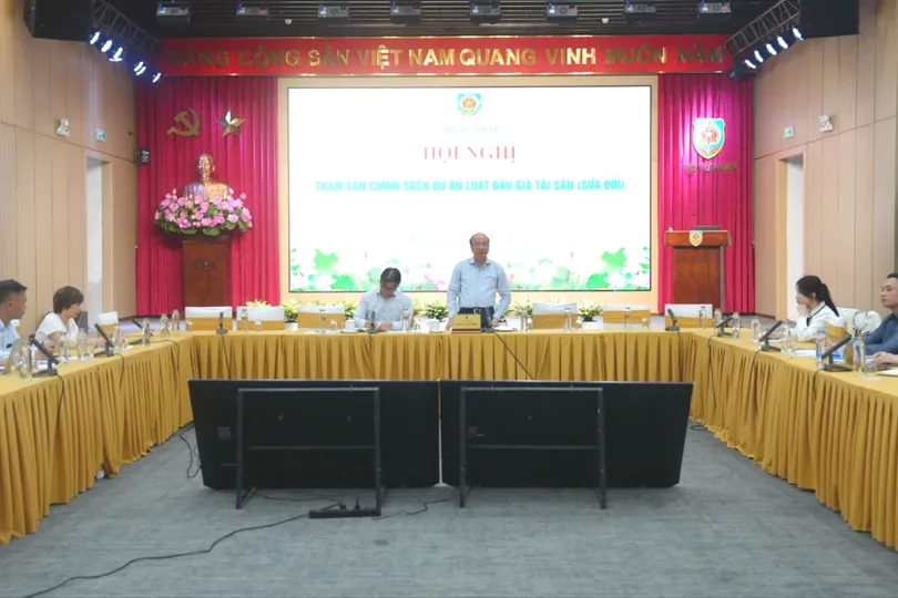 Rà soát, sửa đổi quy định đối tượng bị cấm tham gia đấu giá