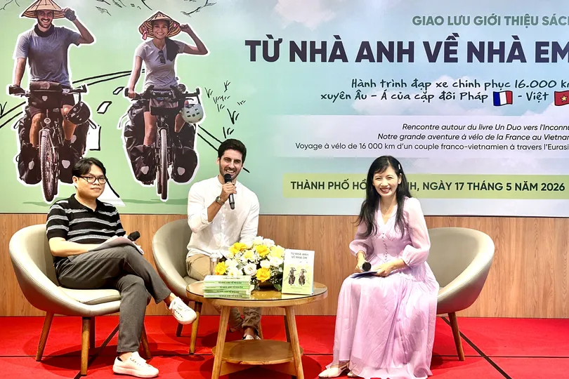 Cuốn du ký đặc biệt của đôi vợ chồng Pháp - Việt đạp xe xuyên Âu - Á