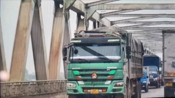 Cầu Hồ (Bắc Ninh) sẽ được cải tạo nâng tĩnh không. Ảnh: CTV