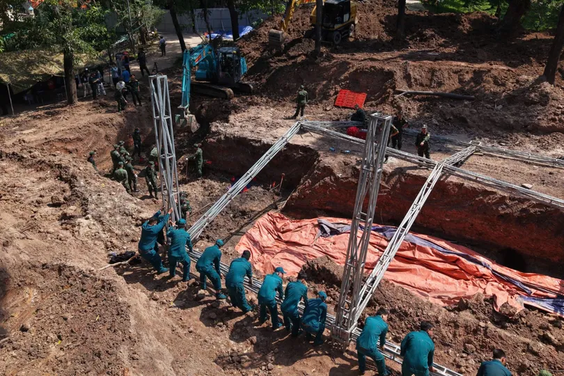 Quy tập thêm 14 bộ hài cốt liệt sĩ tại Công viên Lê Thị Riêng
