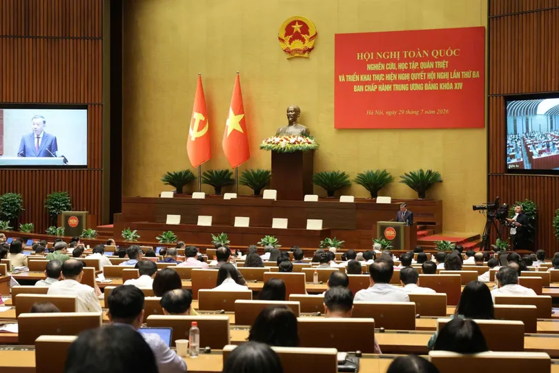Tổng Bí thư, Chủ tịch nước Tô Lâm phát biểu chỉ đạo Hội nghị toàn quốc nghiên cứu, học tập, quán triệt và triển khai thực hiện Nghị quyết Hội nghị lần thứ 3 Ban Chấp hành Trung ương Đảng khóa XIV, sáng 29-7. Ảnh: QUANG PHÚC