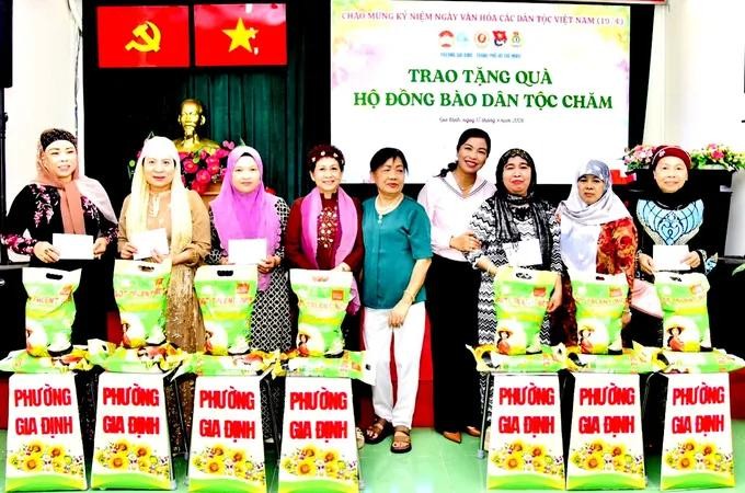 Gia Dinh Ward extends support to vulnerable groups