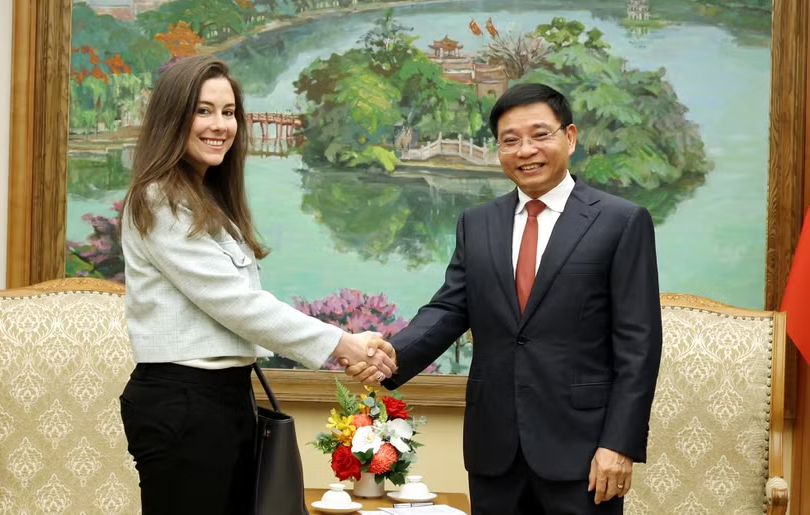 Deputy PM calls for stronger AWS support for Vietnam’s digital infrastructure