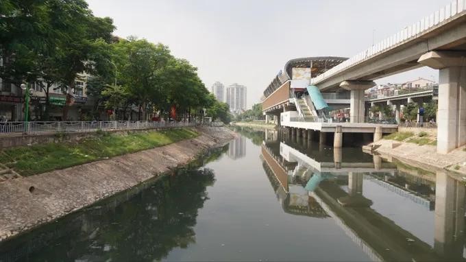  Hanoi steps up efforts to restore four inner-city rivers
