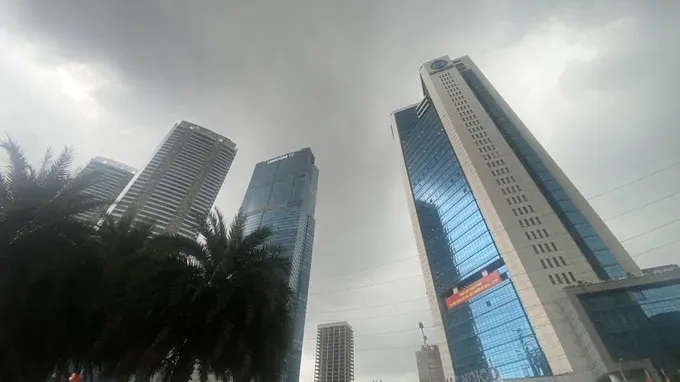 Hanoi to see thunderstorms, Ho Chi Minh City to have showers later this week