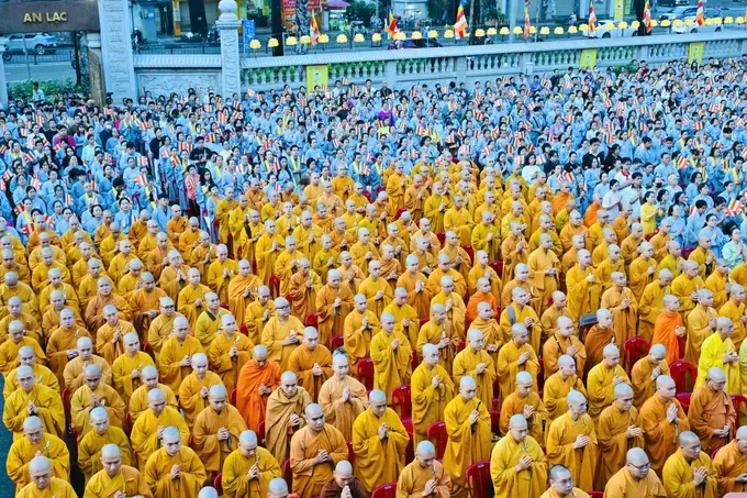 Solemn Vesak celebration in HCMC marks Buddhist Calendar Year 2570