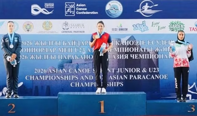 Vietnamese canoeist brings home three Asian junior titles