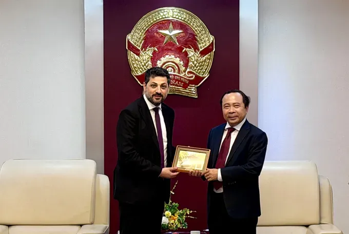 Science and Technology Ministry, WEF strengthen AI, semiconductor partnership