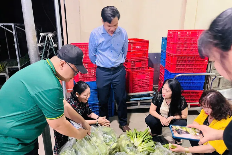Nhiều trường mời phụ huynh giám sát đột xuất bữa ăn bán trú