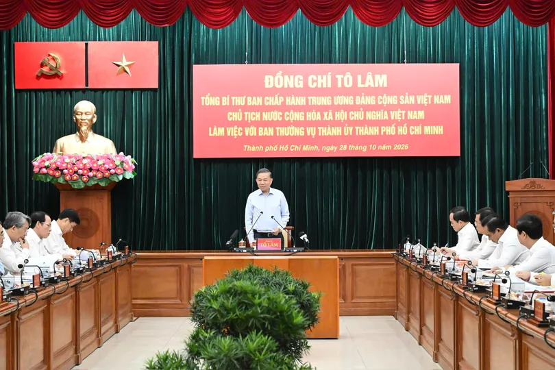 Tổng Bí thư, Chủ tịch nước Tô Lâm chủ trì buổi làm việc với Ban Thường vụ Thành ủy TPHCM. Ảnh: VIỆT DŨNG