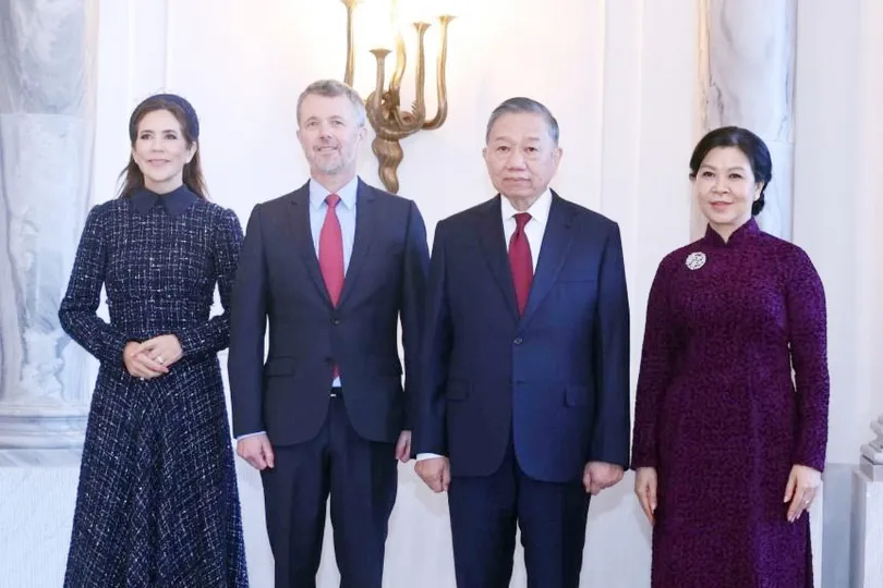 Tổng Bí thư, Chủ tịch nước Tô Lâm và Phu nhân Ngô Phương Ly hội kiến Nhà vua Đan Mạch Frederik X và Hoàng hậu Mary. Ảnh: TTXVN