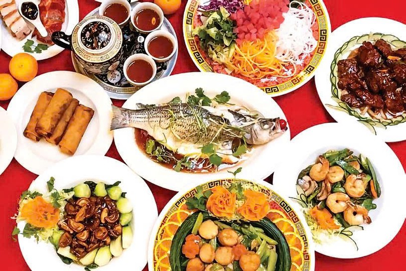越南华人的年菜除了中式菜品外还多了一些越南菜。