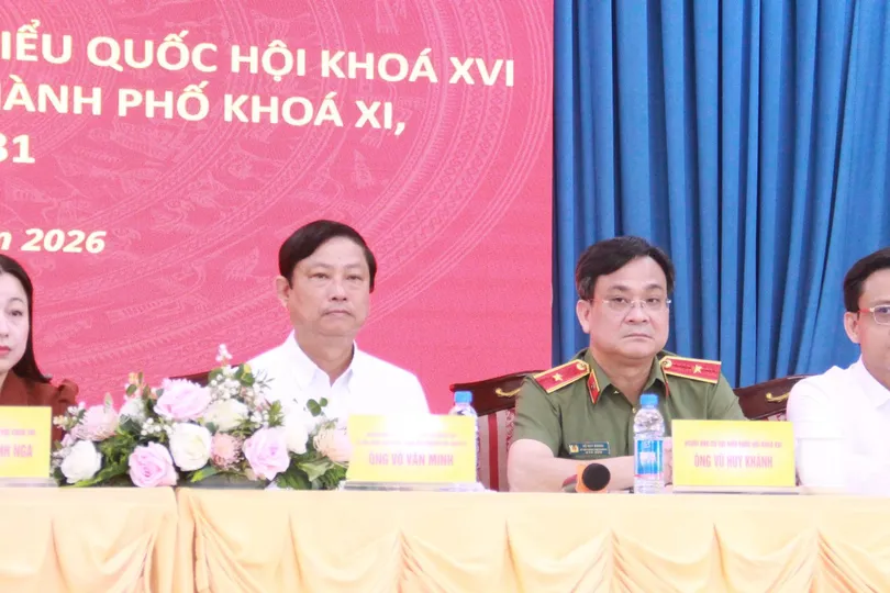 Ứng cử viên đại biểu Quốc hội và HĐND Thành phố tiếp xúc cử tri phường Phú An