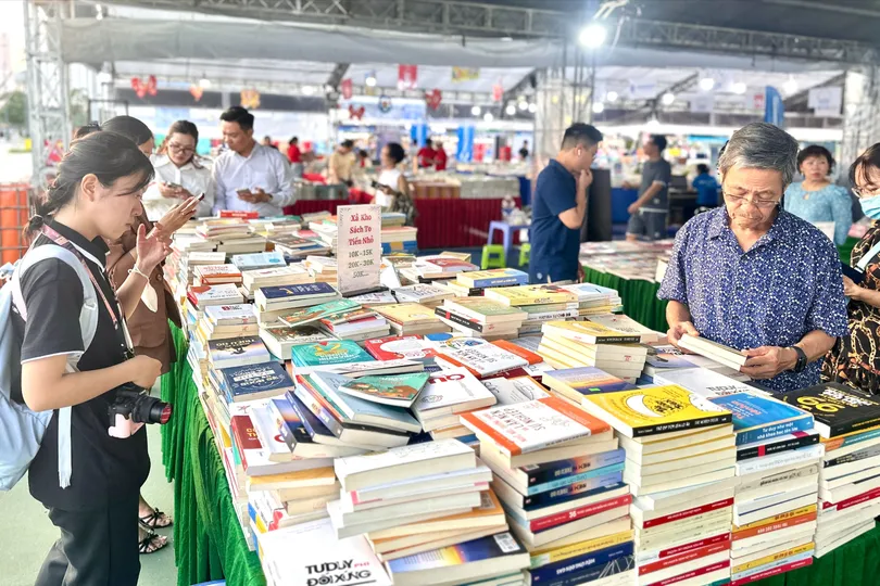 TPHCM đặt mục tiêu đưa xuất bản trở thành ngành công nghiệp văn hóa - tri thức hiện đại, có năng lực cạnh tranh quốc tế