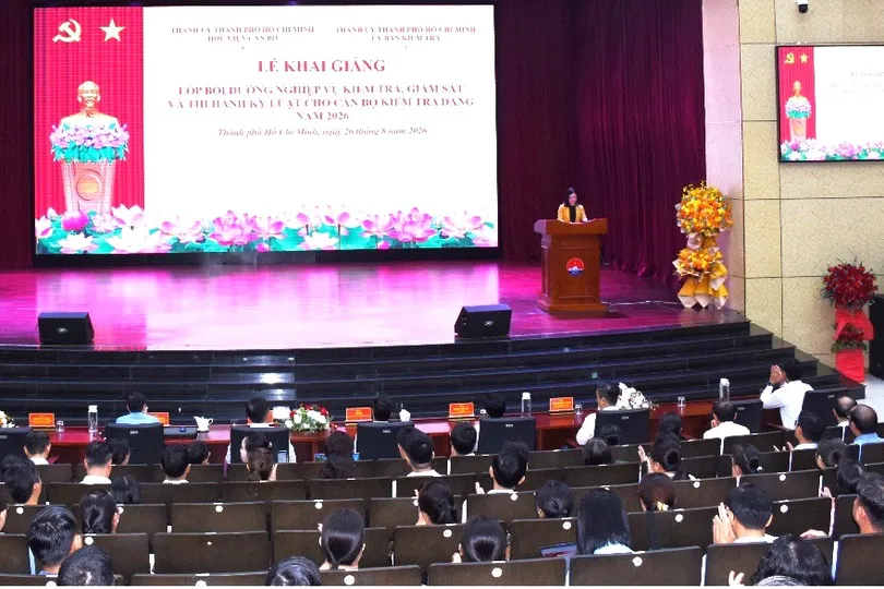 Bồi dưỡng nghiệp vụ cho cán bộ làm công tác kiểm tra Đảng