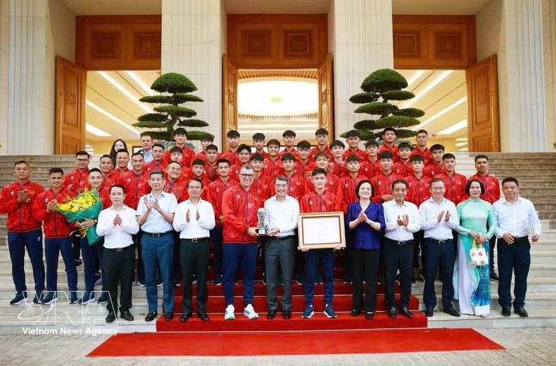 越南政府总理黎明兴会见刚夺得2026年东南亚锦标赛冠军的U17国足