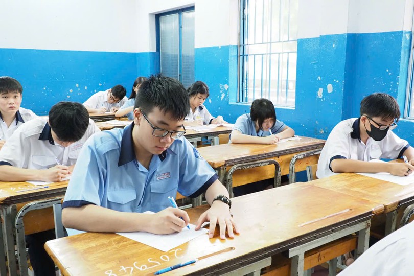 将于6月30日公布公立十年级录取分数线