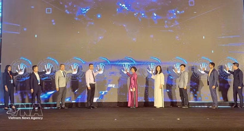 2026年岘港国际旅游节（DITF 2026）框架内的“商务空间活动的开幕式。图自越通社