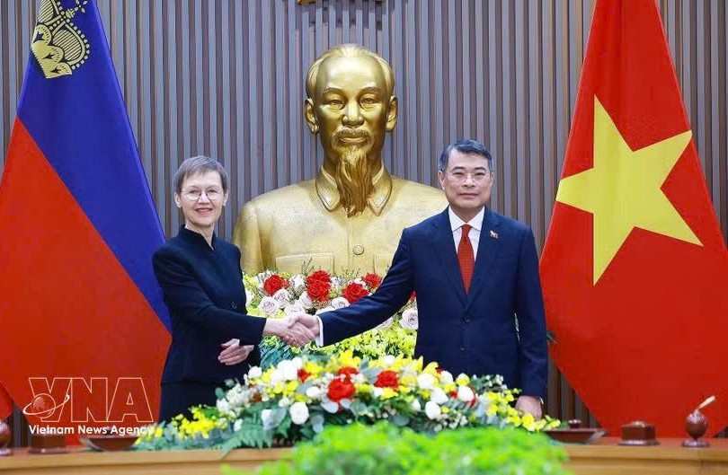 越南政府总理黎明兴与列支敦士登公国首相布丽吉特·哈斯。图自越通社