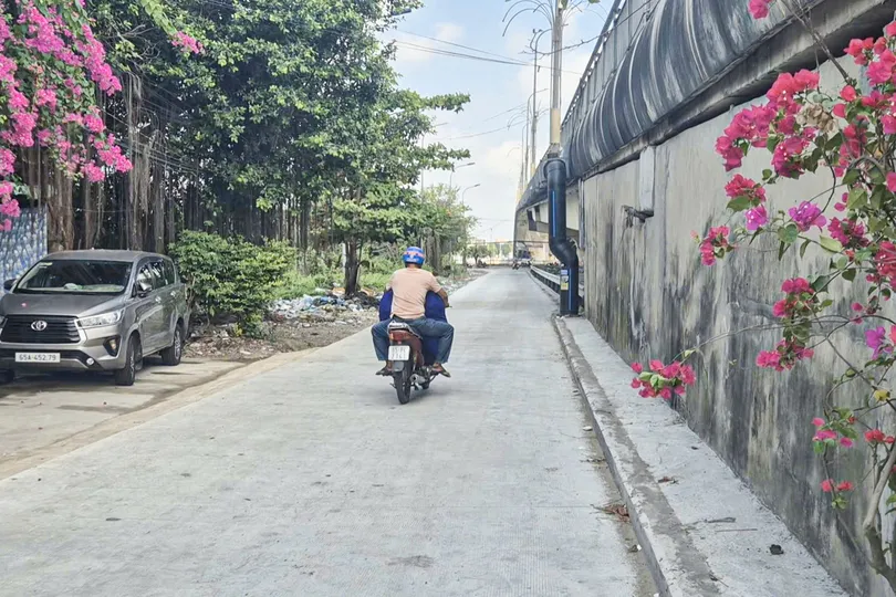 Dạ cầu Hưng Lợi (Cần Thơ) thông thoáng sau phản ánh của Báo SGGP