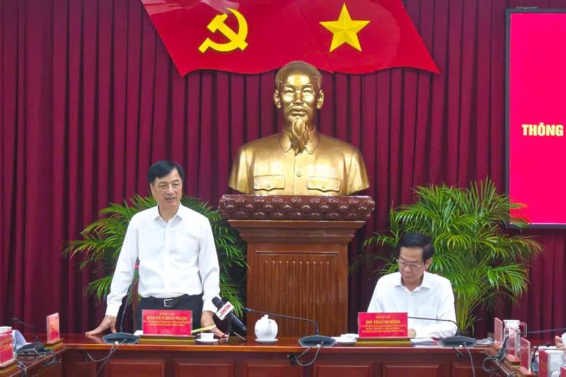 Trưởng Ban Tổ chức Trung ương Nguyễn Duy Ngọc phát biểu chỉ đạo tại buổi làm việc