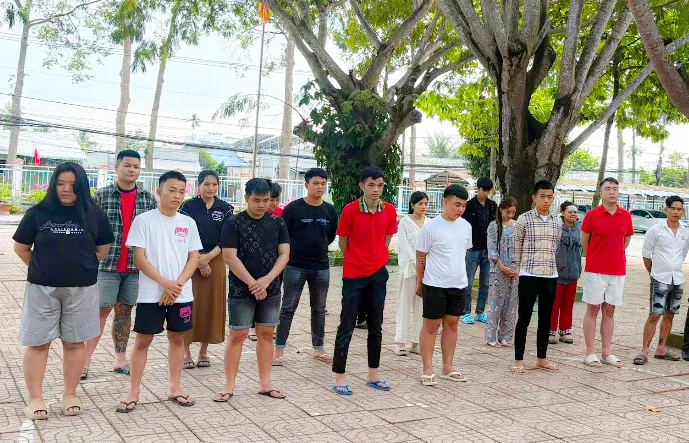 Cần Thơ: Khởi tố 24 bị can trong đường dây lừa đảo giao dịch “vàng ảo”