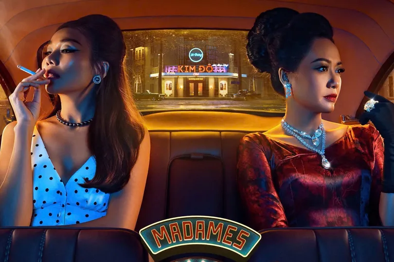 Hồng Ánh - Thanh Hằng "đối đầu" trong Madames Thanh Sắc