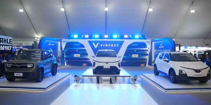 VinFast在菲律宾国际车展上推介完整的电动车生态系统。图：Bnews