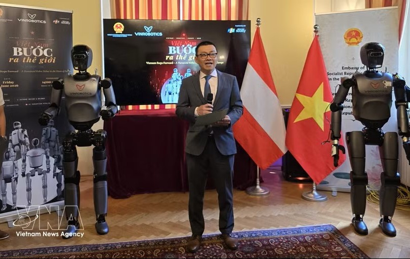 越南驻奥地利大使武黎太黄在开幕式上发表讲话。图：越通社