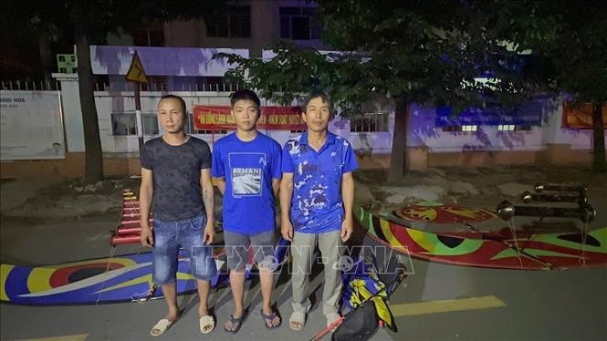 涉案对象及赃物。图：越通社