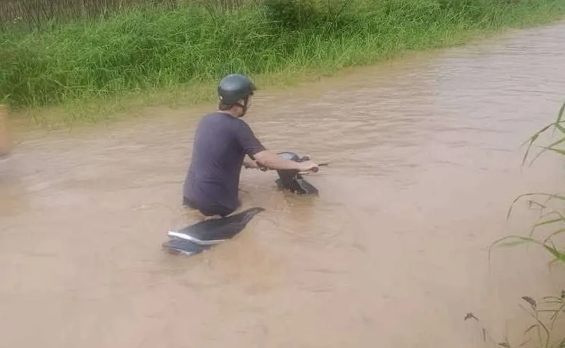 Lâm Đồng cảnh báo nguy cơ sạt lở tại nhiều khu dân cư, đường đèo