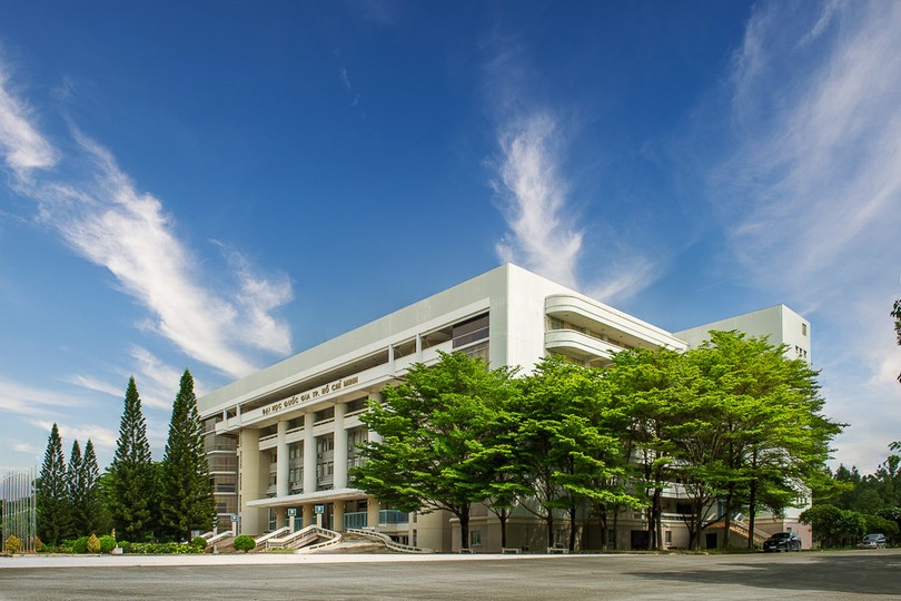 胡志明市国立大学。