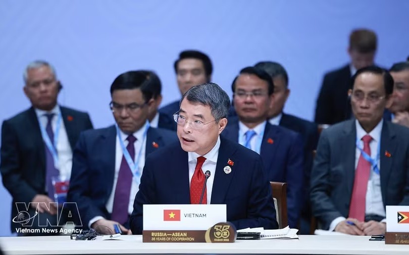 政府总理黎明兴在东盟—俄罗斯关系35周年纪念峰会全体会议上致辞。