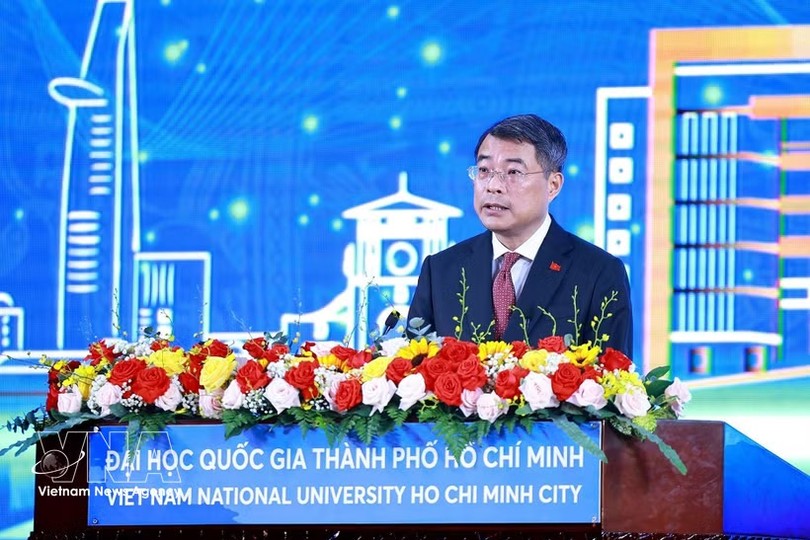 政府总理黎明兴出席胡志明市国立大学（VNUHCM）2026年开学典礼。