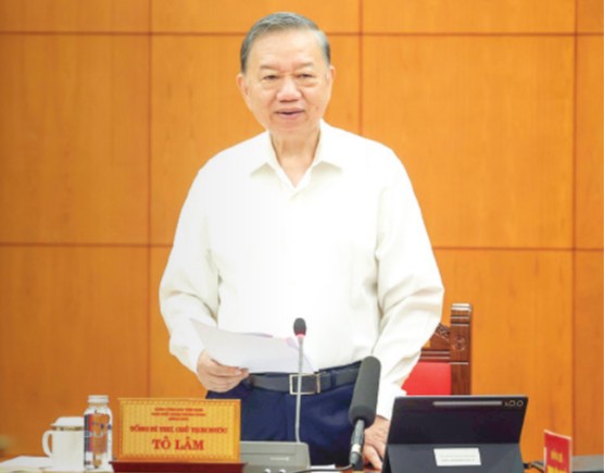 Top leader orders substantive education reform